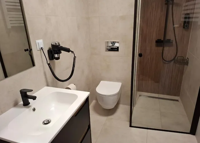 Restauracja -zajazd Trzech Braci *